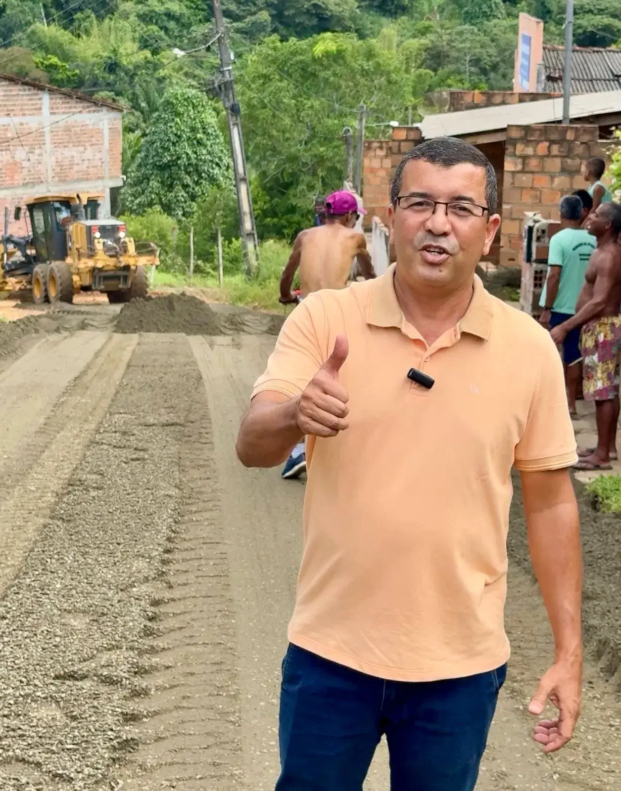 Vereador Fabrício Lemos celebra conquista do mandato: asfalto chega à Pitanguinha!