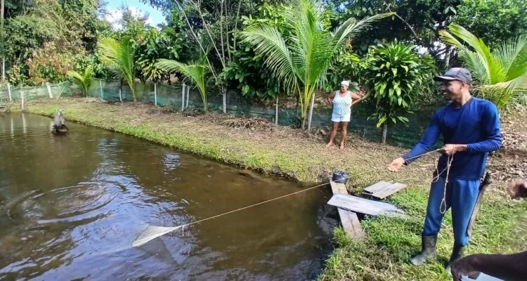 Prefeitura de Valença promove visita técnica a piscicultores da zona rural
