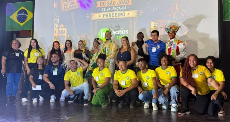 Valença abre os festejos juninos com a escolha do Rei e da Rainha do São João 2026