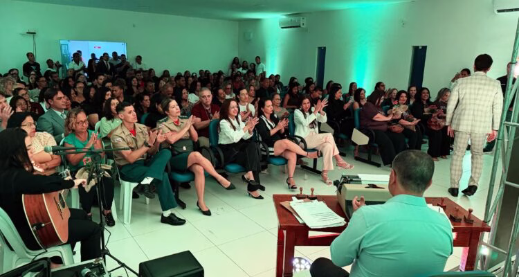 Polícia Civil promove experiência imersiva sobre os 20 anos da Lei Maria da Penha em alusão ao Agosto Lilás na OAB de Valença