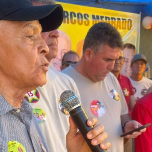 Força de Marcos Medrado reúne milhares na Derradeira em grande ato político