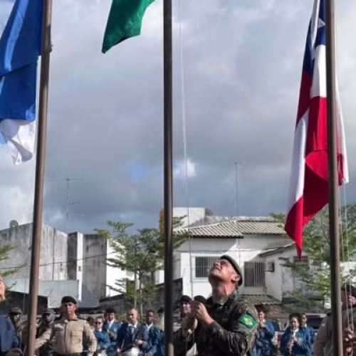Valença celebra 7 de Setembro com cerimônia e desfile cívico-militar pelas ruas da cidade