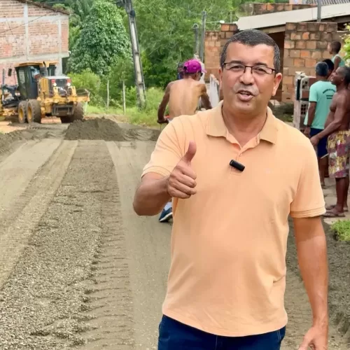 Vereador Fabrício Lemos celebra conquista do mandato: asfalto chega à Pitanguinha!